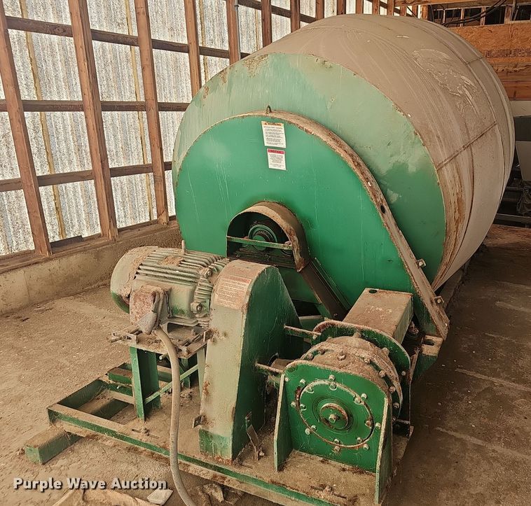 Doyle fertilizer mixer  - NX9089