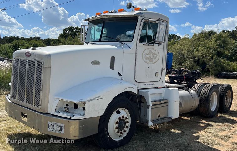 1998 Peterbilt  377 semi truck - EJ2932