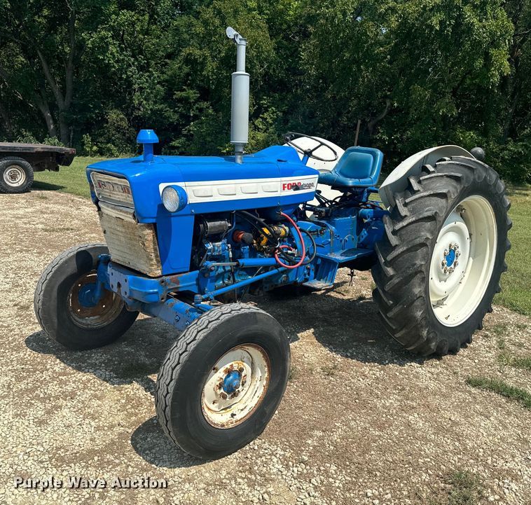 Ford 4000 Tractor For Sale | Purple Wave Auction