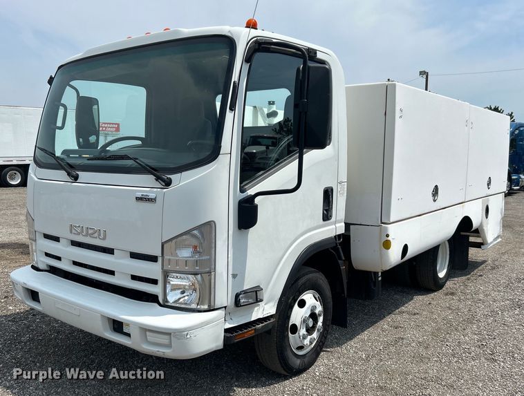 2014 Isuzu  sprayer truck - EG0972
