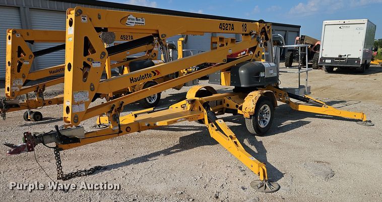 2017 Haulotte 45A17 boom lift - EI8275