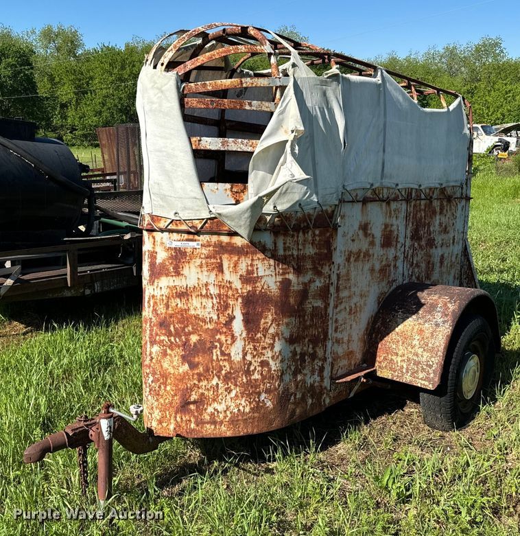 Shop built  livestock trailer - EJ0475