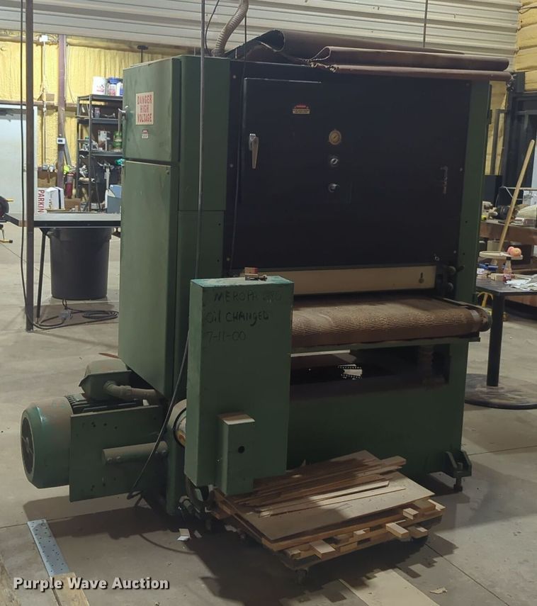 Timesaver 336-1 speedbelt sander - EQ2043