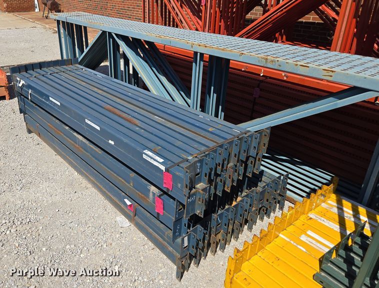 T-Bolt pallet racking  - EQ3504