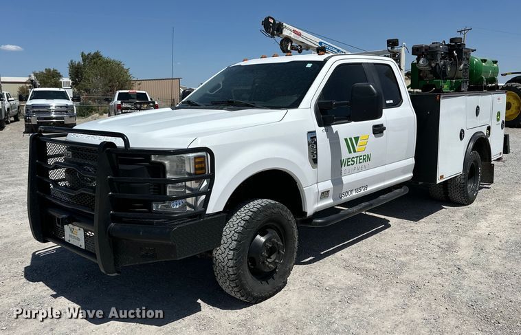2019 Ford F350 Super Duty XL utility / service truck - IB9464