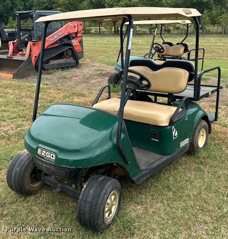 2016 EZ-GO TXT golf cart - IE9051