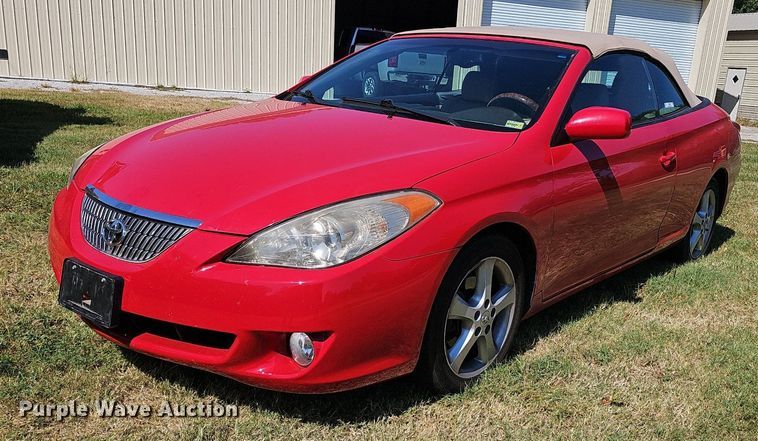 2005 Toyota  Camry Solara convertible - NX9050