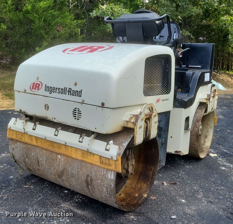 2000 Ingersoll Rand  DD-30 double drum vibratory roller - DQ3622