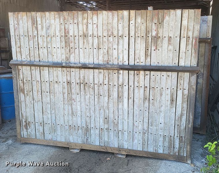 Approximately 100 concrete forms  - DR4977