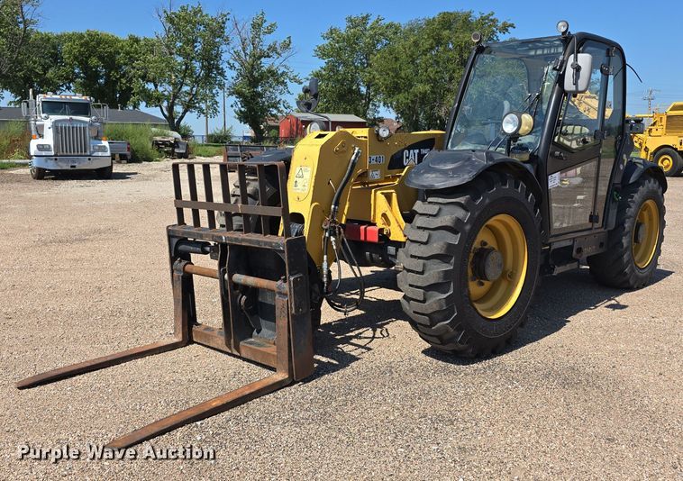 2009 Caterpillar TH407 telehandler - DS4753