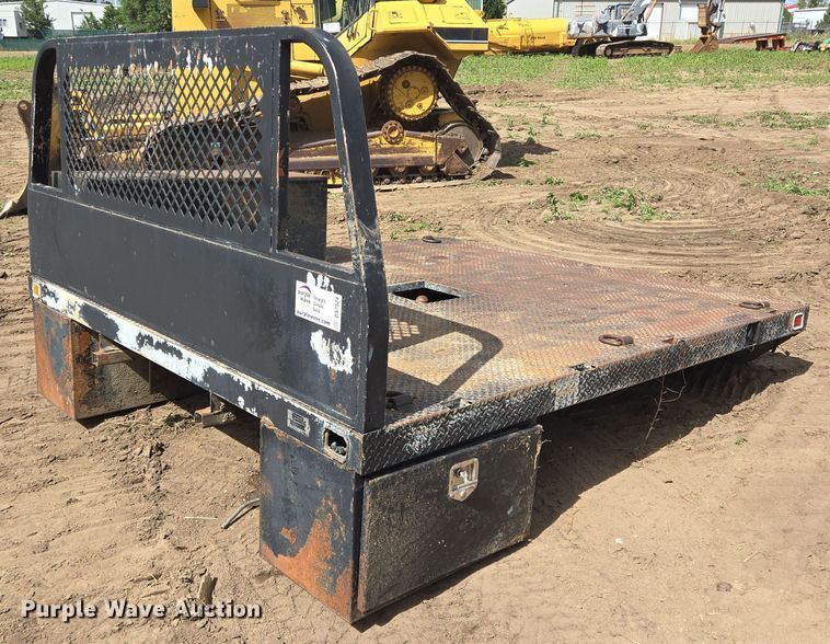 Knapheide flatbed - DS7524
