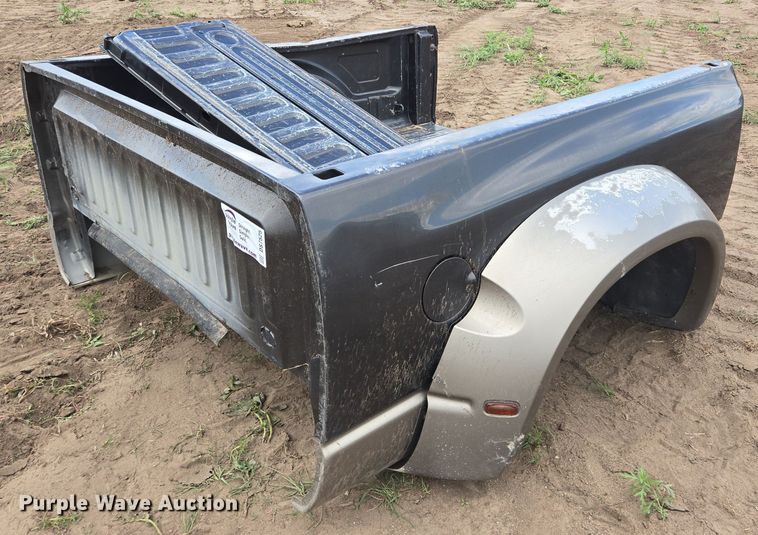 Dodge Ram pickup truck bed - DS7525