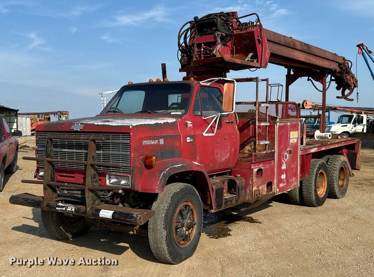 1985 Chevrolet Kodiak  digger derrick truck - DX1148