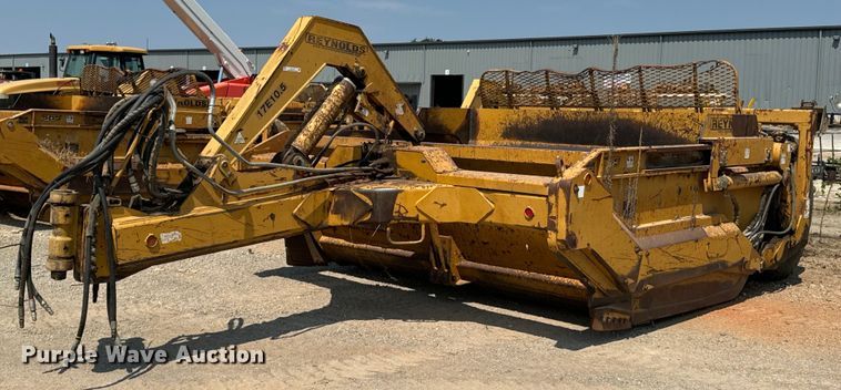 2004 Reynolds 17E10.5 scraper - DX1179