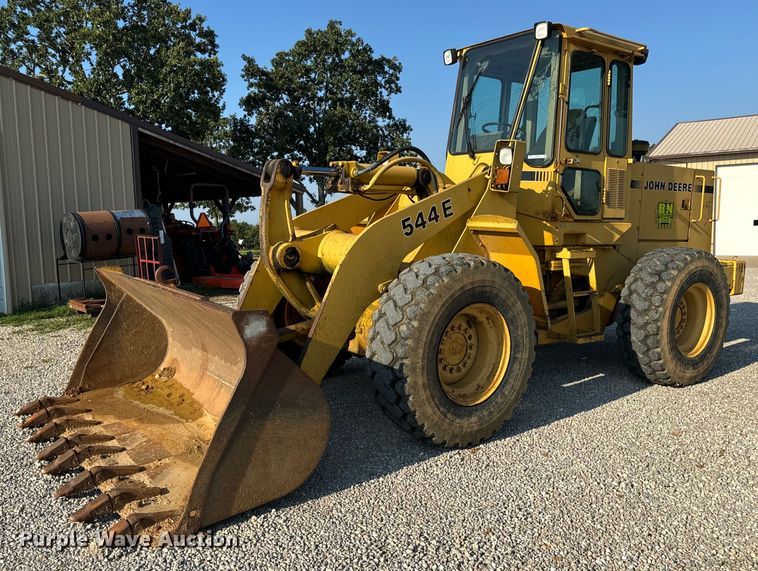 1988 John Deere 544E wheel loader - EH6989