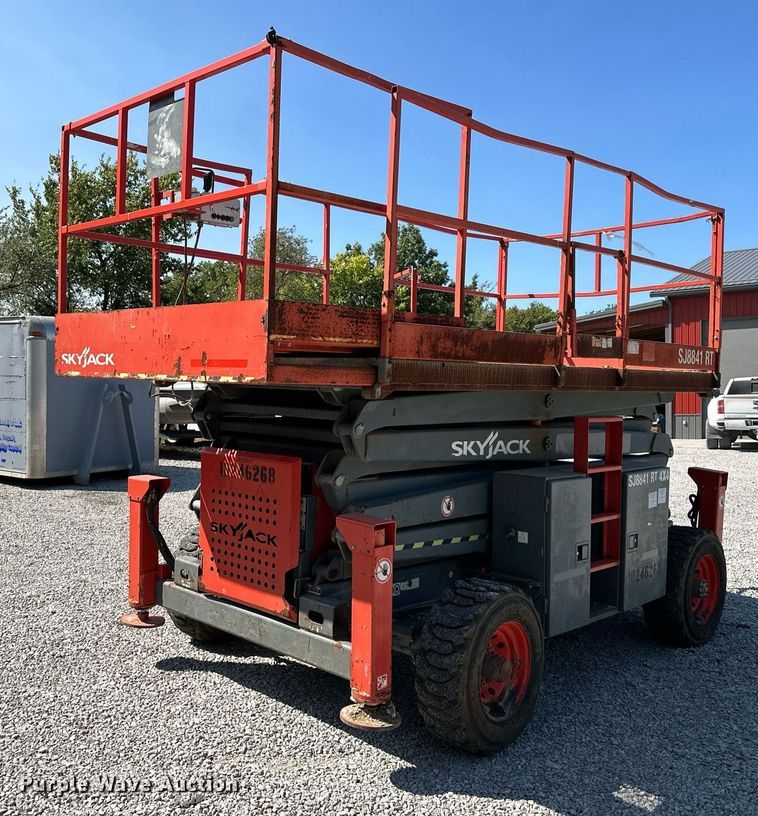 Skyjack SJ8841 Scissor or Vertical Lift For Sale | Purple Wave Auction