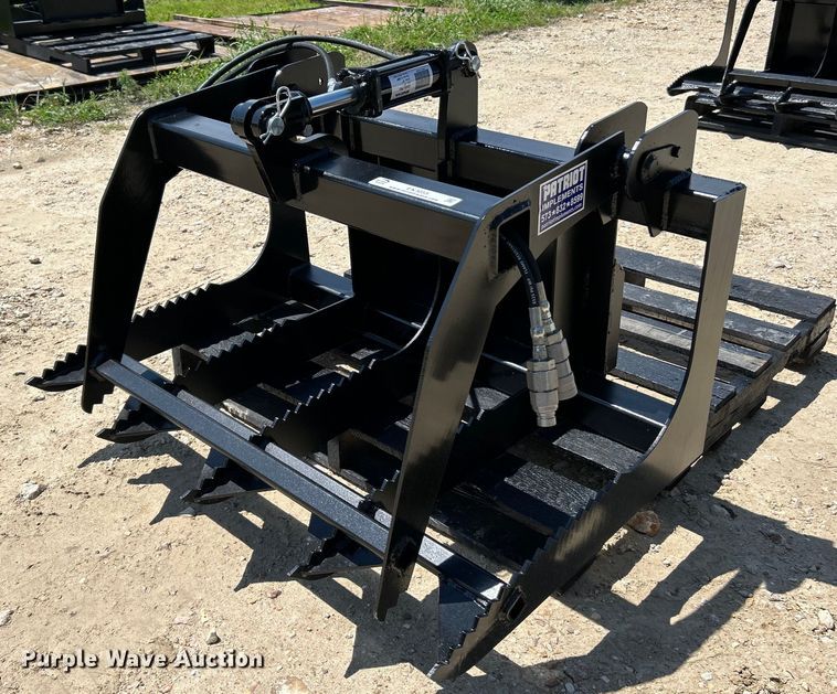 Patriot Implements  compact utility loader rock grapple bucket - EK3055