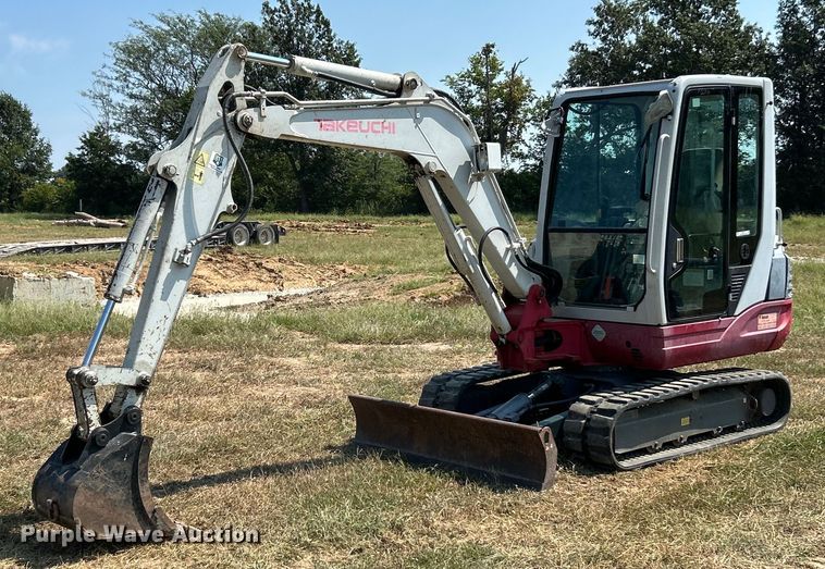 2011 Takeuchi  TB235 mini excavator - EK3247