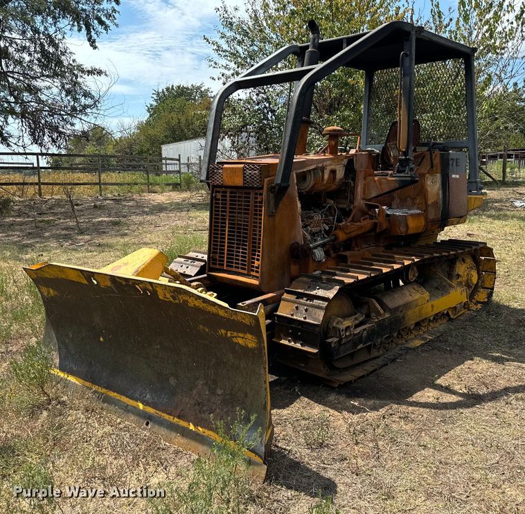 Komatsu  D37E dozer - IE9039