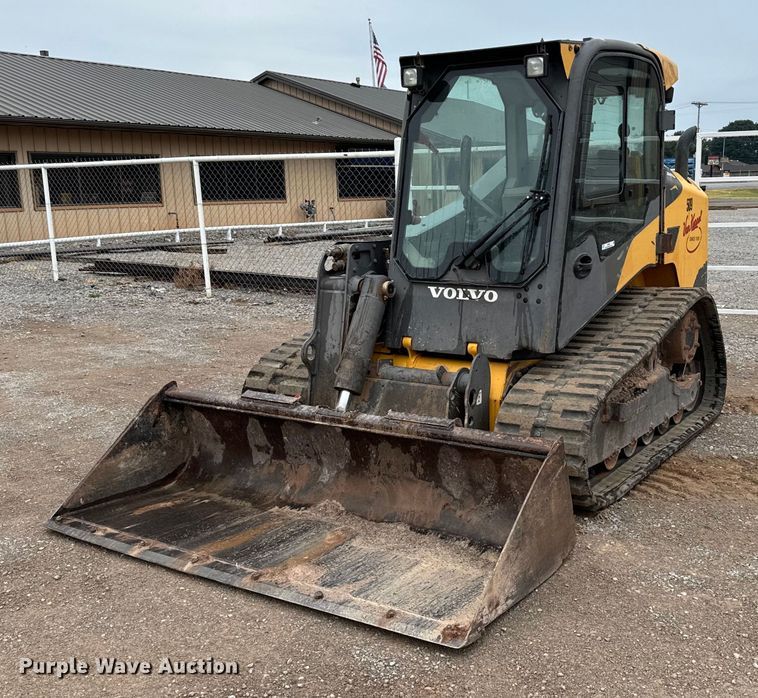 2015 Volvo MCT135C tracked skid steer loader - IE9045