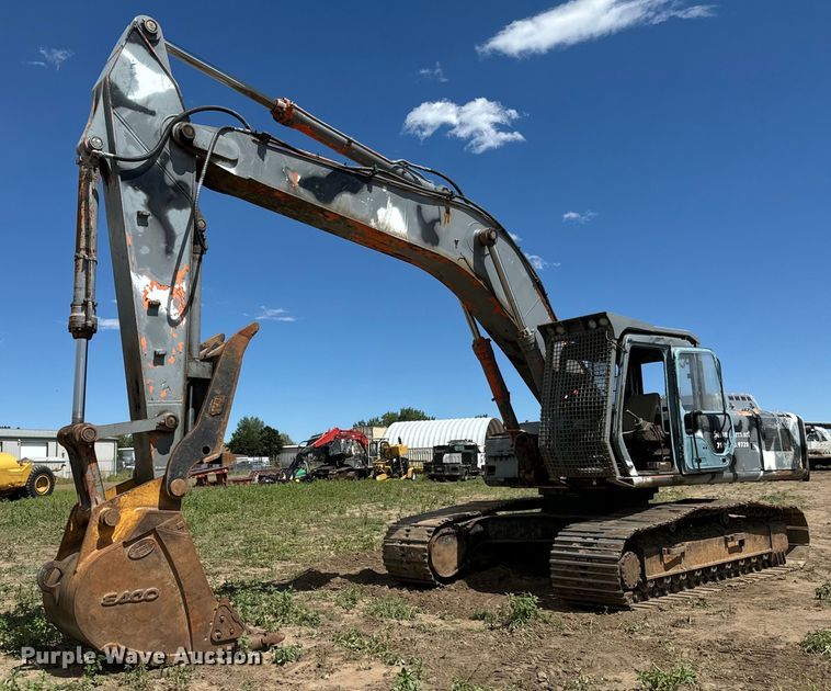 1997 Hitachi EX300LC-30 excavator - LG9024
