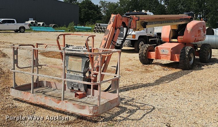 2005 JLG 660SJ boom lift - NX9065