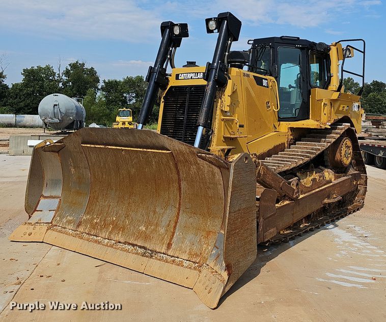 2012 Caterpillar  D8T dozer - NX9067