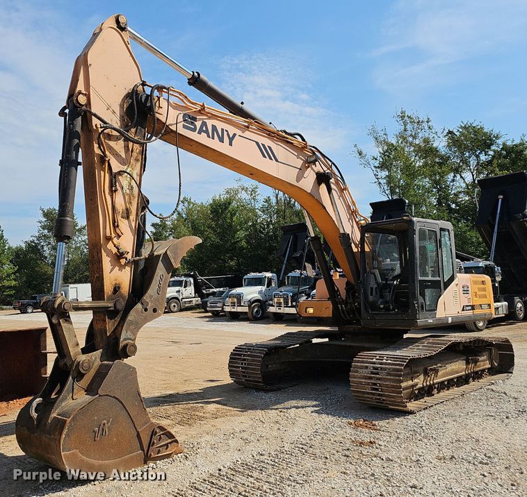 2014 Sany SY235LC excavator - NX9135