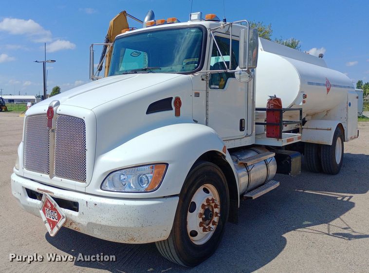 2009 Kenworth T370 fuel truck - NY9517