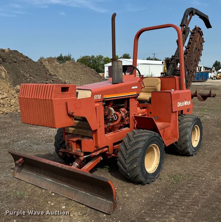 1996 Ditch Witch 5110DD trencher - OG9665