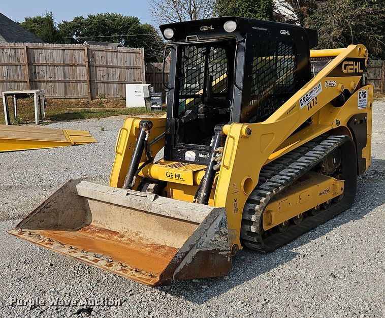2022 Gehl VT320 tracked skid steer loader - OJ9841