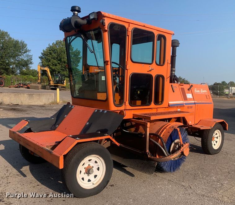 2005 Broce RC350 broom - DM1803