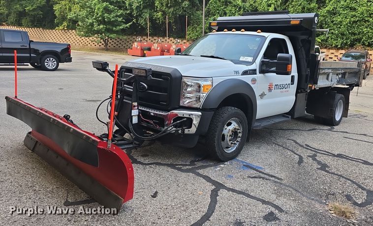 2015 Ford F550 Super Duty XL dump truck - DQ4551
