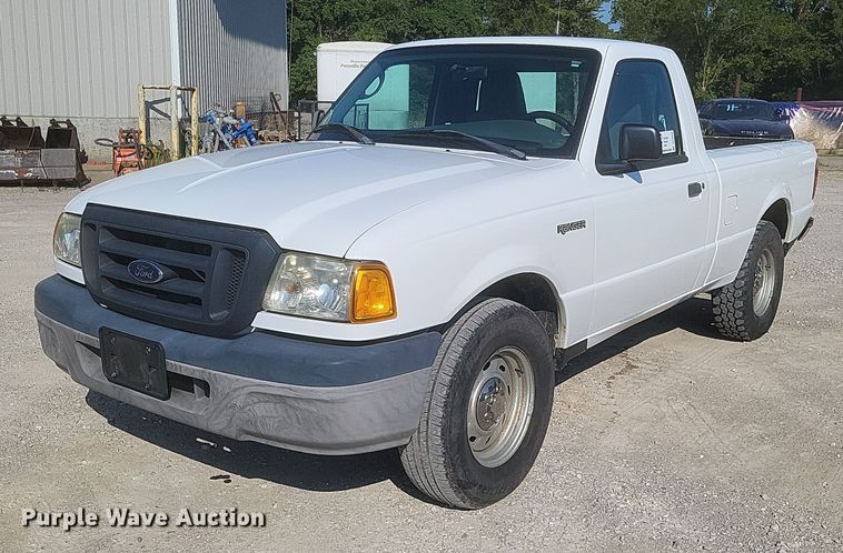 2005 Ford  Ranger pickup truck - DR4992