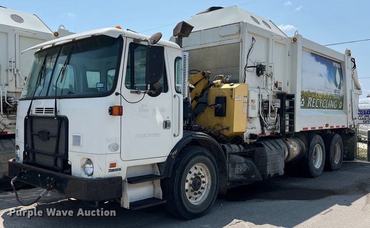 2015 AutoCar Xpeditor refuse truck - EJ3005