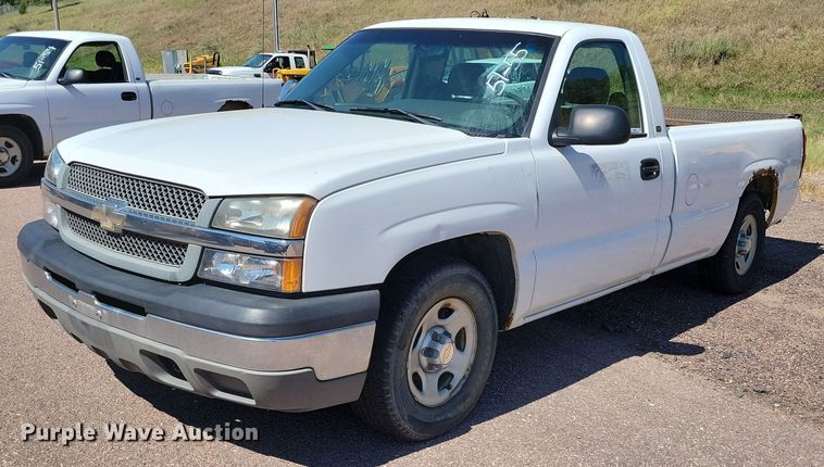 2003 Chevrolet  Silverado 1500 pickup truck - KA9853