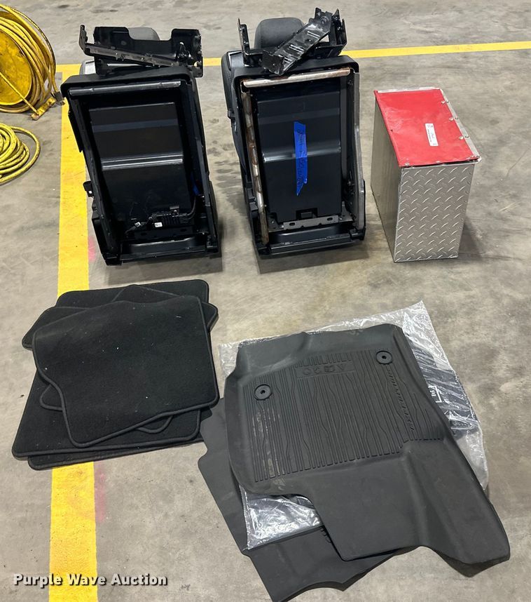 Automotive parts  - LR9440