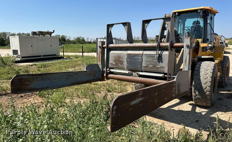 Dymax hay bale mover - DD3209