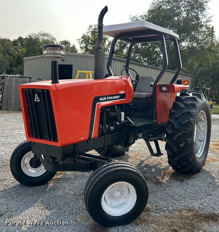 1982 Allis Chalmers 6080 tractor - DR2590