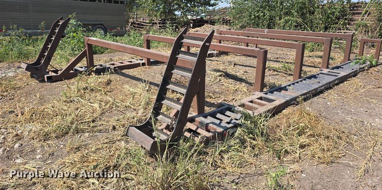 Sprayer hauling rack - DS4822