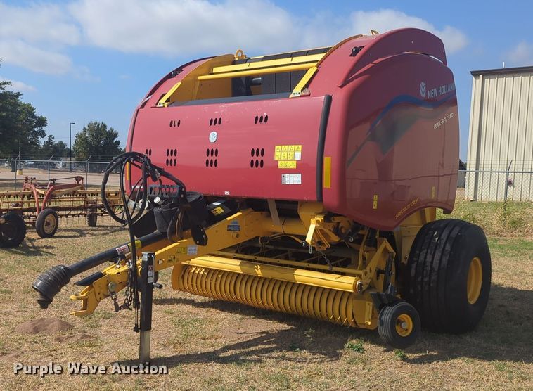 2022 New Holland RB560 round baler - EQ2188