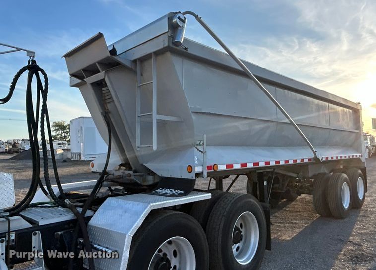 1995 Hibilt end dump trailer - EG0984