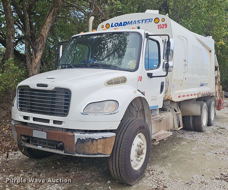 2014 Freightliner M2 refuse truck - NX9196