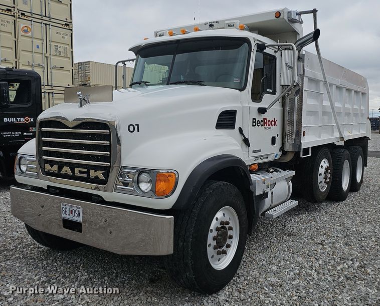 2003 Mack CV713 dump truck - NX9266
