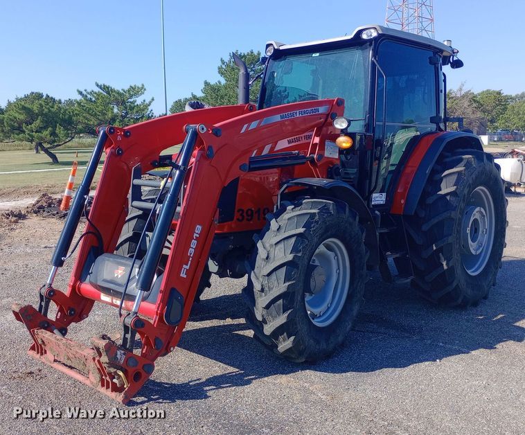 2018 Massey Ferguson 5710 MFWD tractor - DH1307