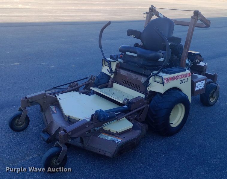 2012 Grasshopper  729BT6 ZTR lawn mower - DH1317
