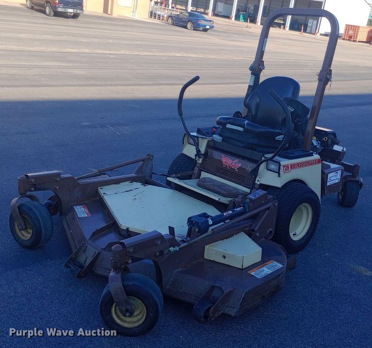 2012 Grasshopper 729BT6 ZTR lawn mower - DH1318