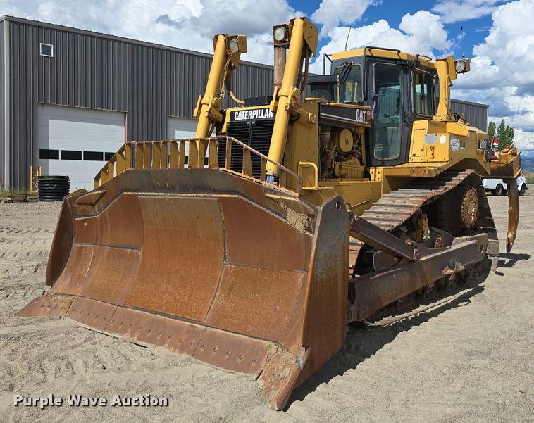 2003 Caterpillar D8R dozer - EG9856