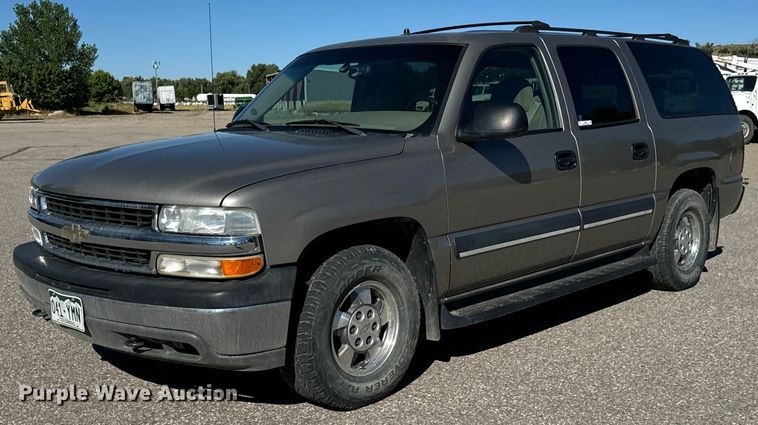 2003 Chevrolet Suburban  SUV - EG9865