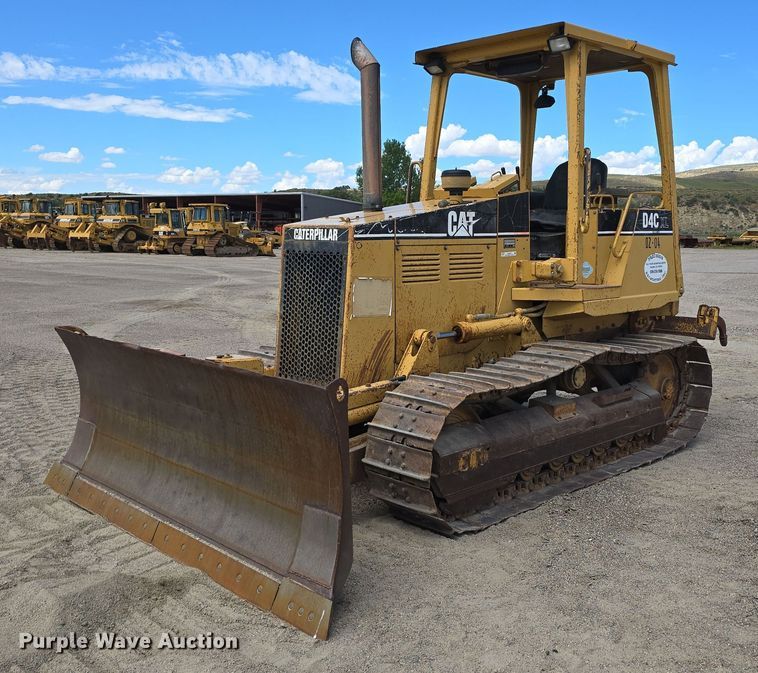 1995 Caterpillar D4C XL dozer - EG9875